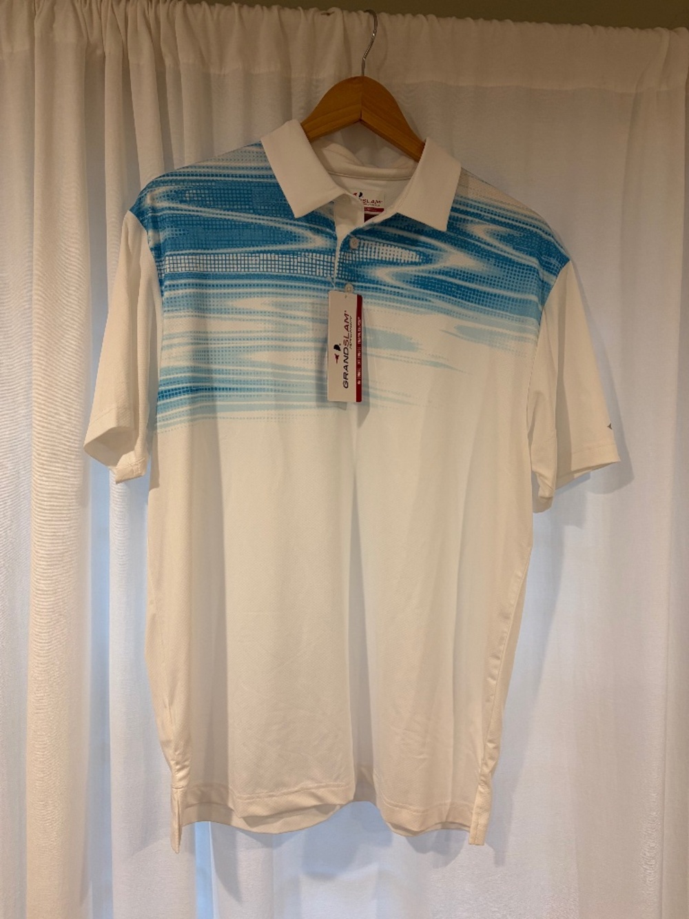 Men’s golf shirt